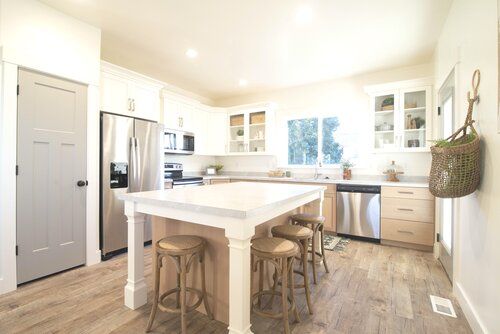 Hyve Homes,84655