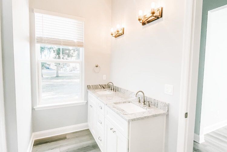 Gifford Homes,32202