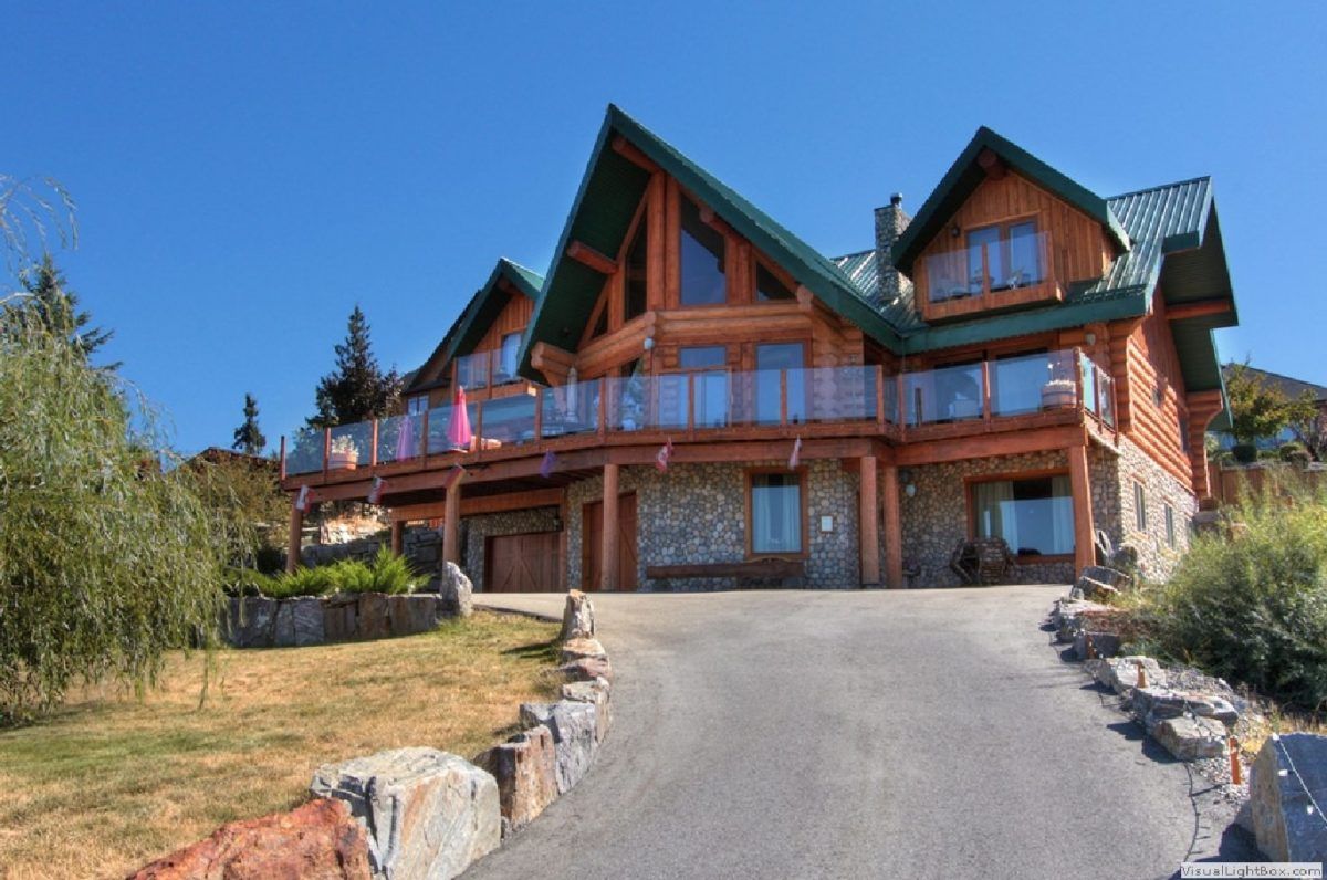 Paradise Mountain Log Homes,98922