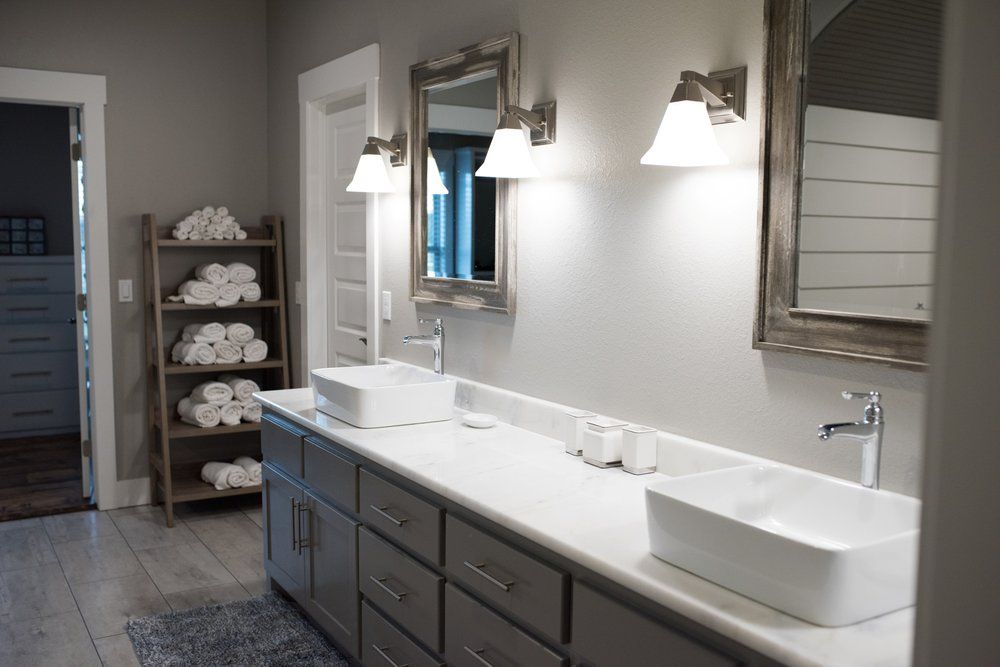 Riverwood Custom Homes LLC,74063