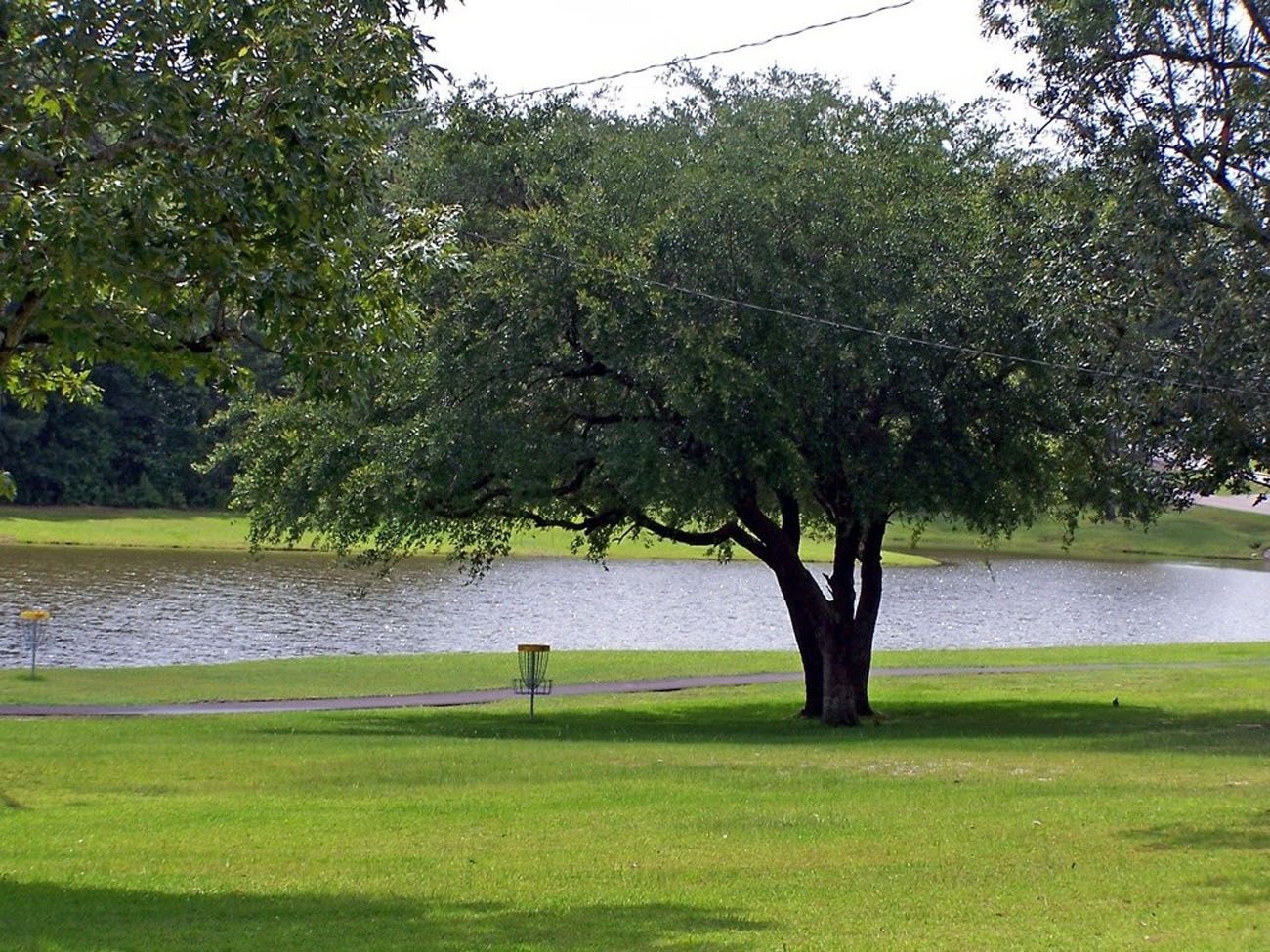 Diamondhead Lakes,39525