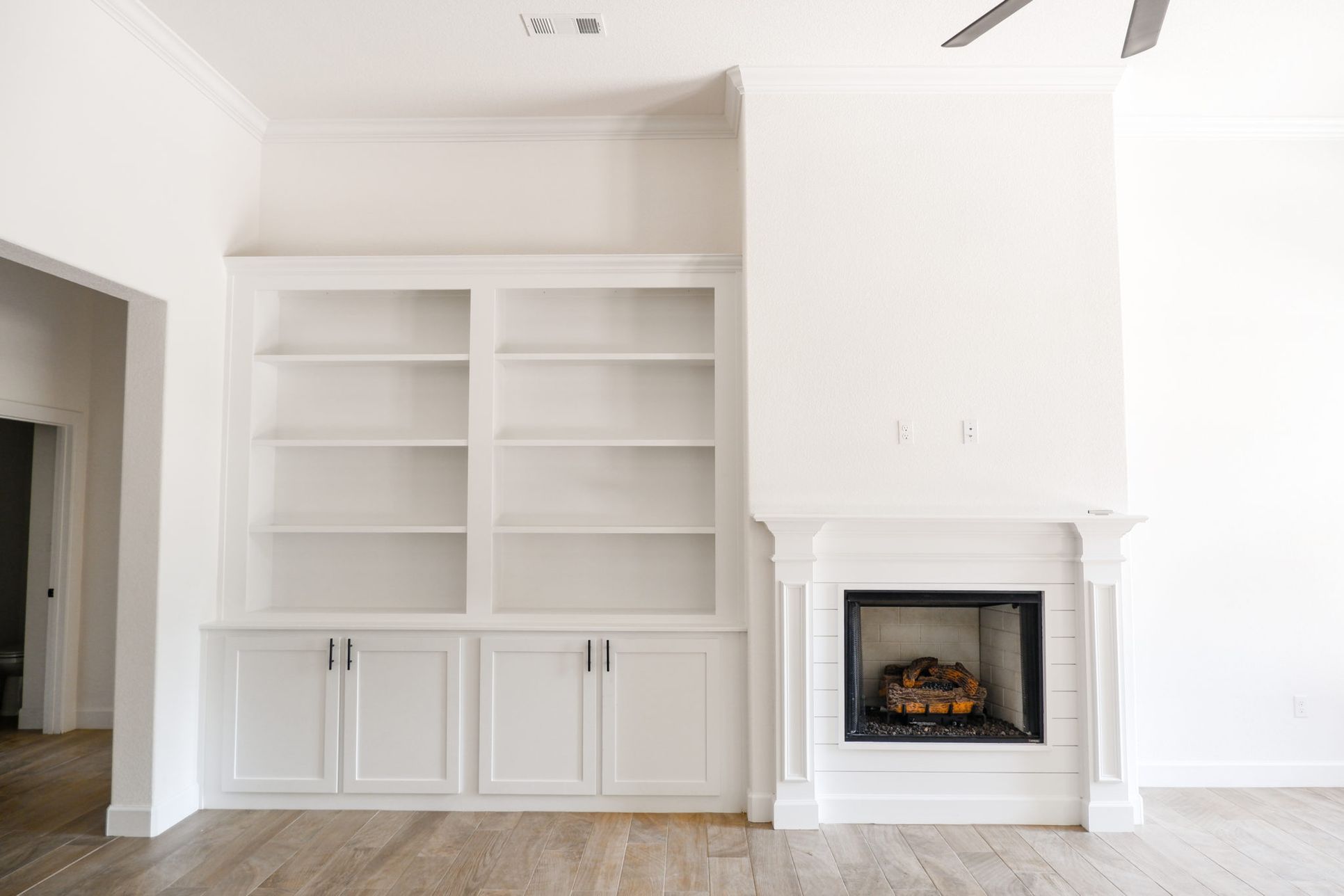 The Crest Of Stoneshire,72916