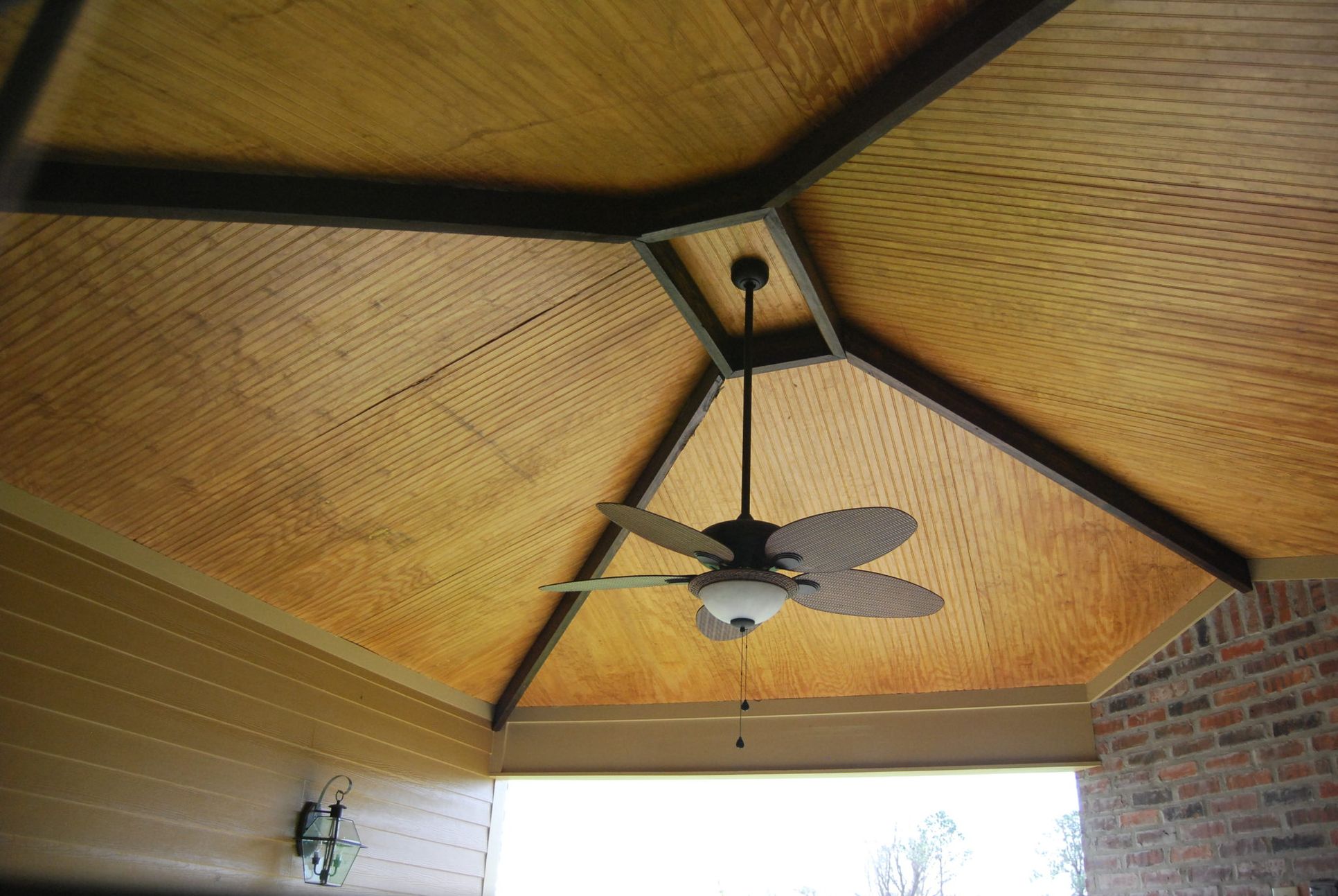 AM Design & Construction Group,70506