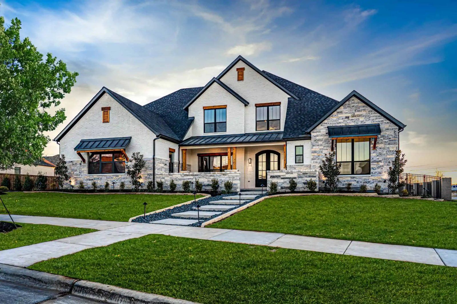 The Bridges At Preston Crossing,75058