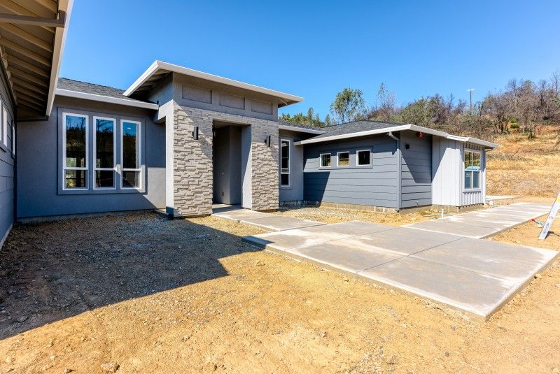 Northwest Homes.,96001