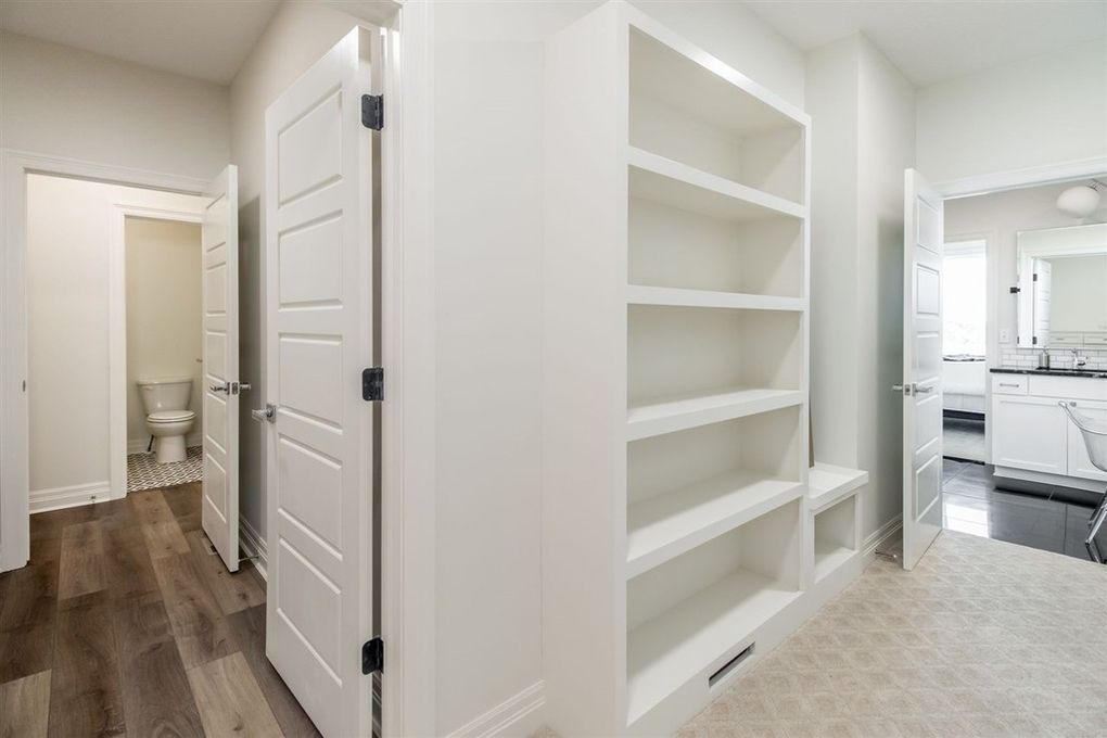 Artistic Builders,67216