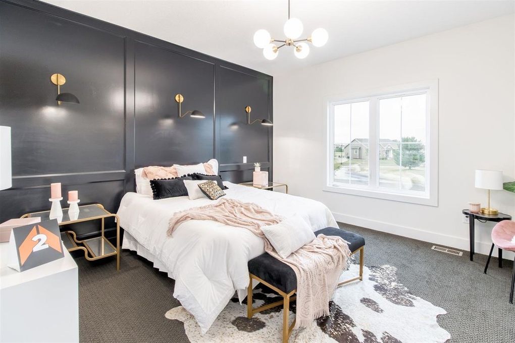 Artistic Builders,67216