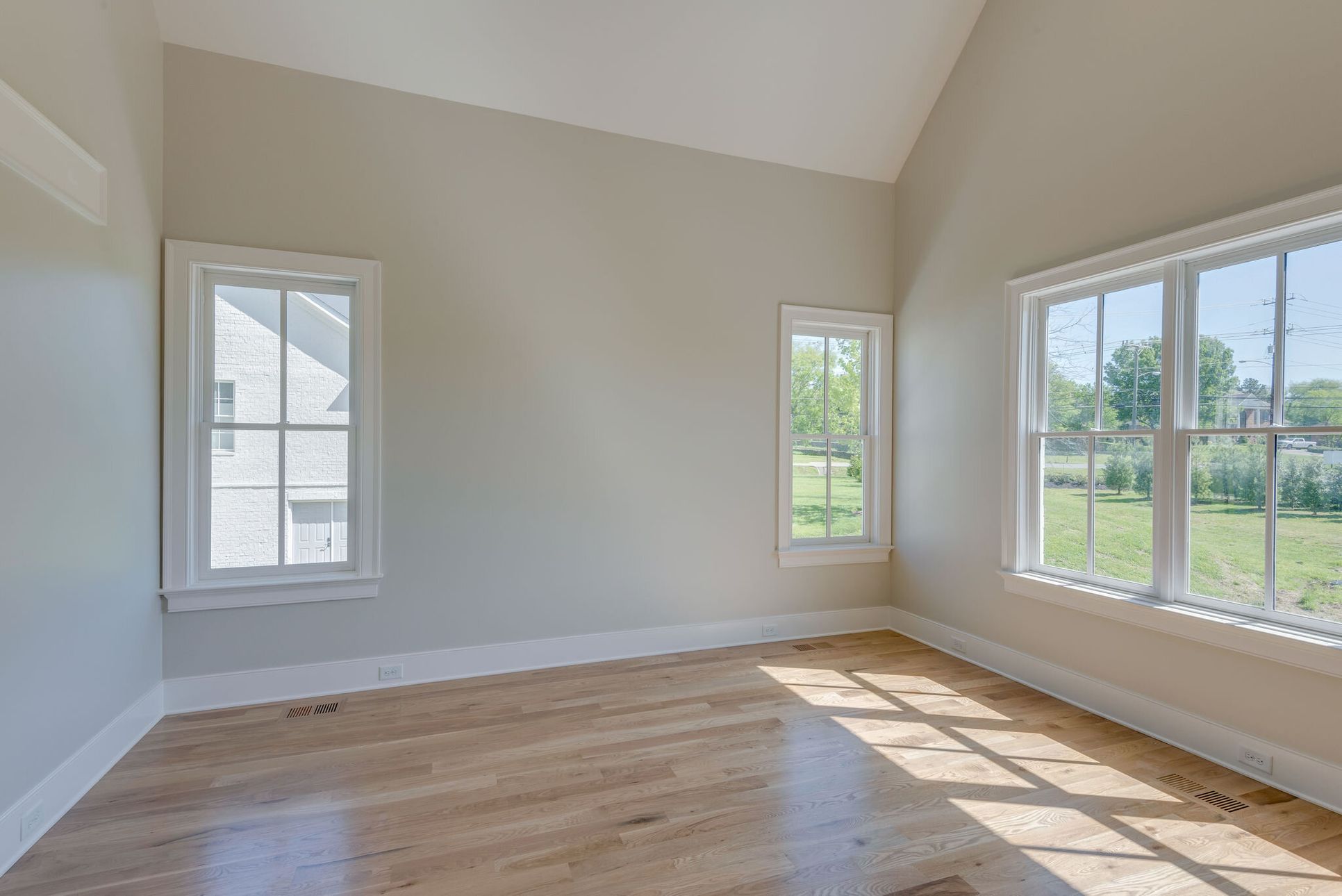 Valley View,37027