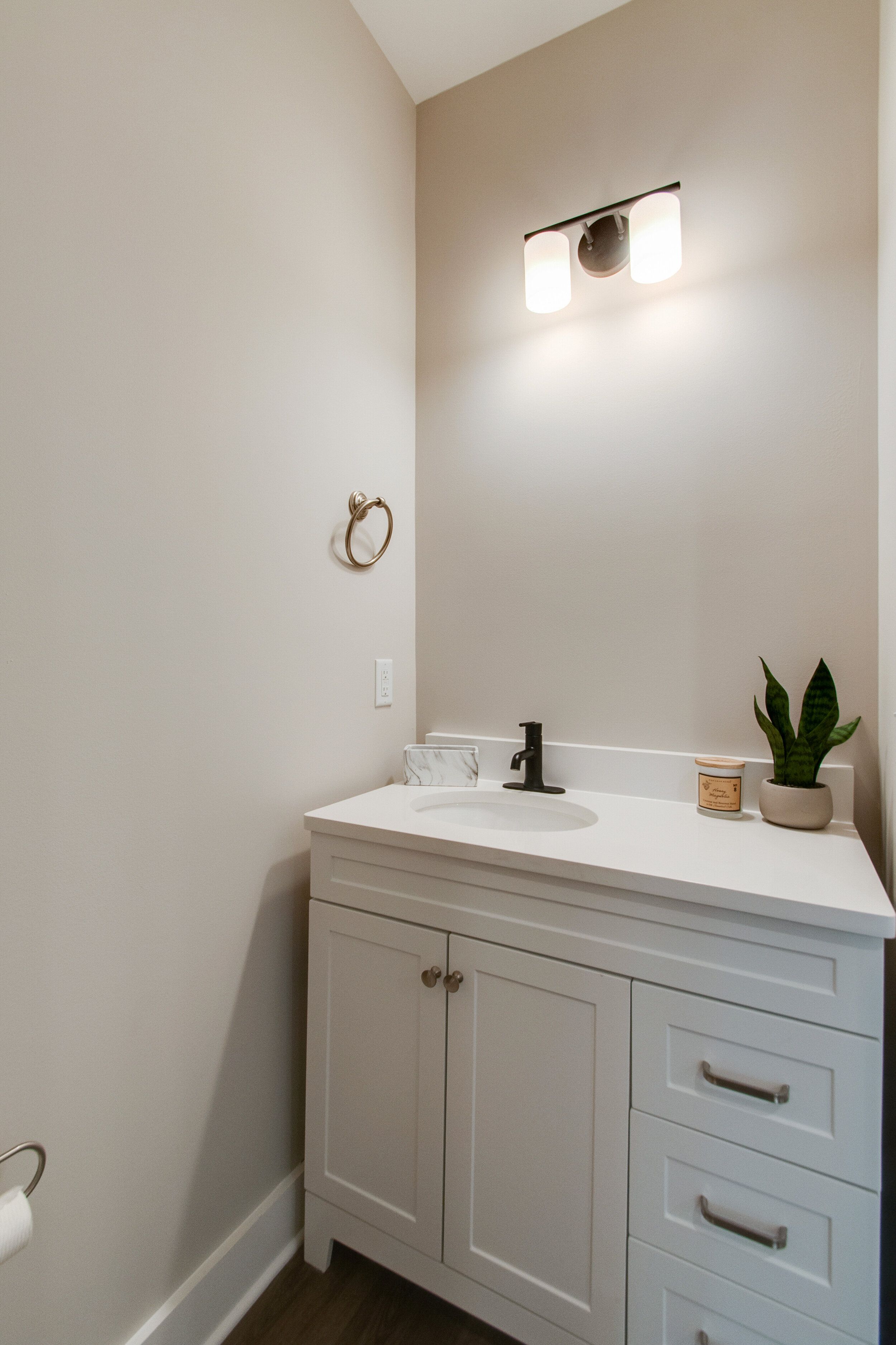 Belle Meade Ridge,37211