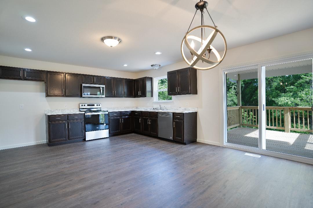 Remington Place,63052