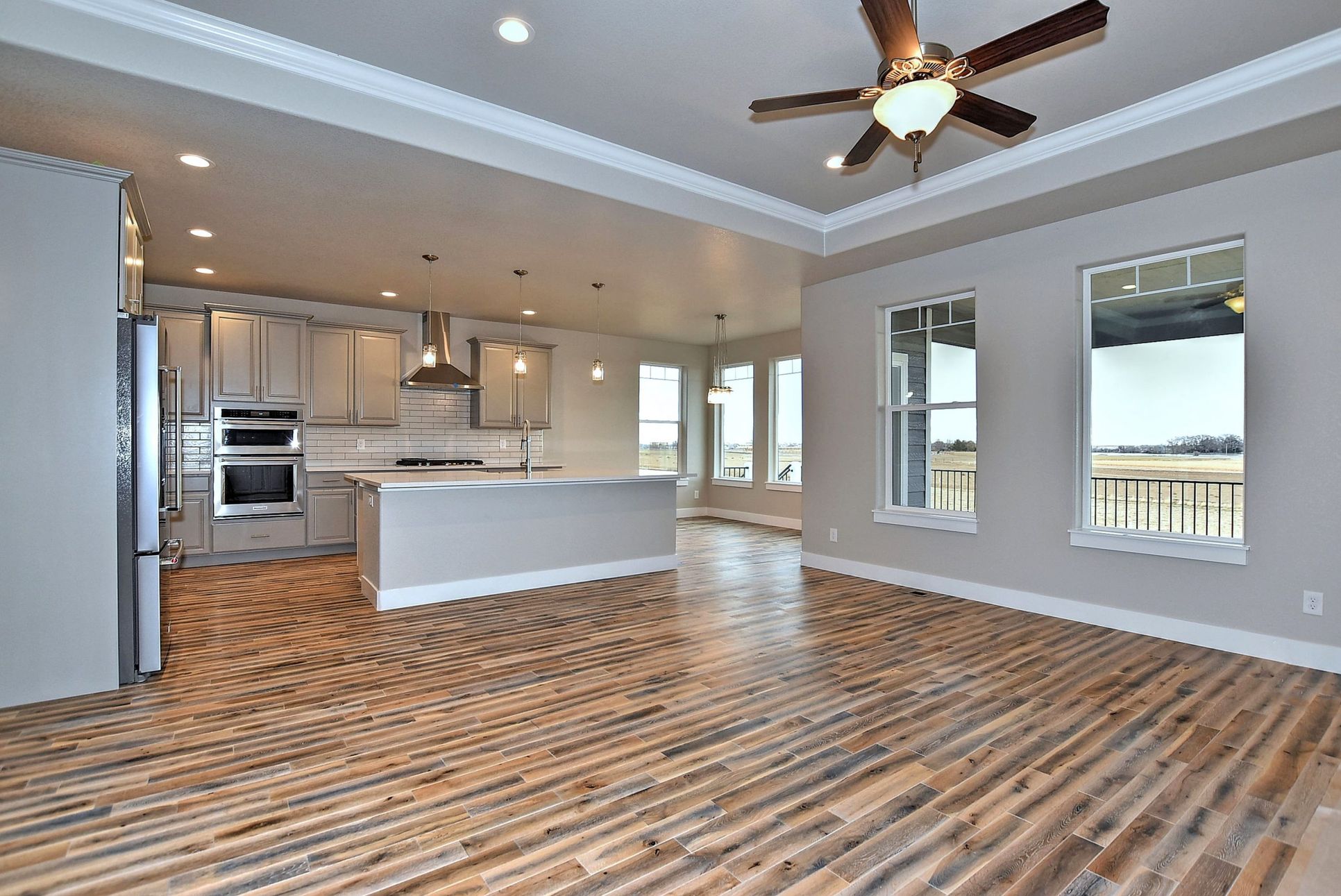 Dynamic Homes,80615