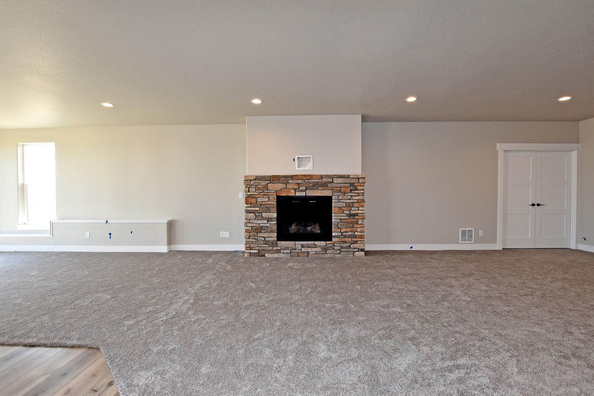 Dynamic Homes,80615
