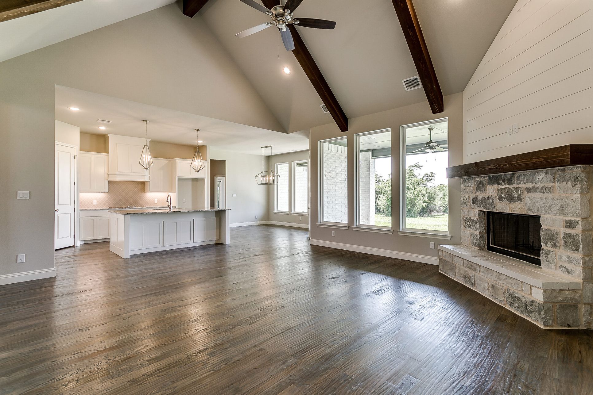 Stanford Estates,76082