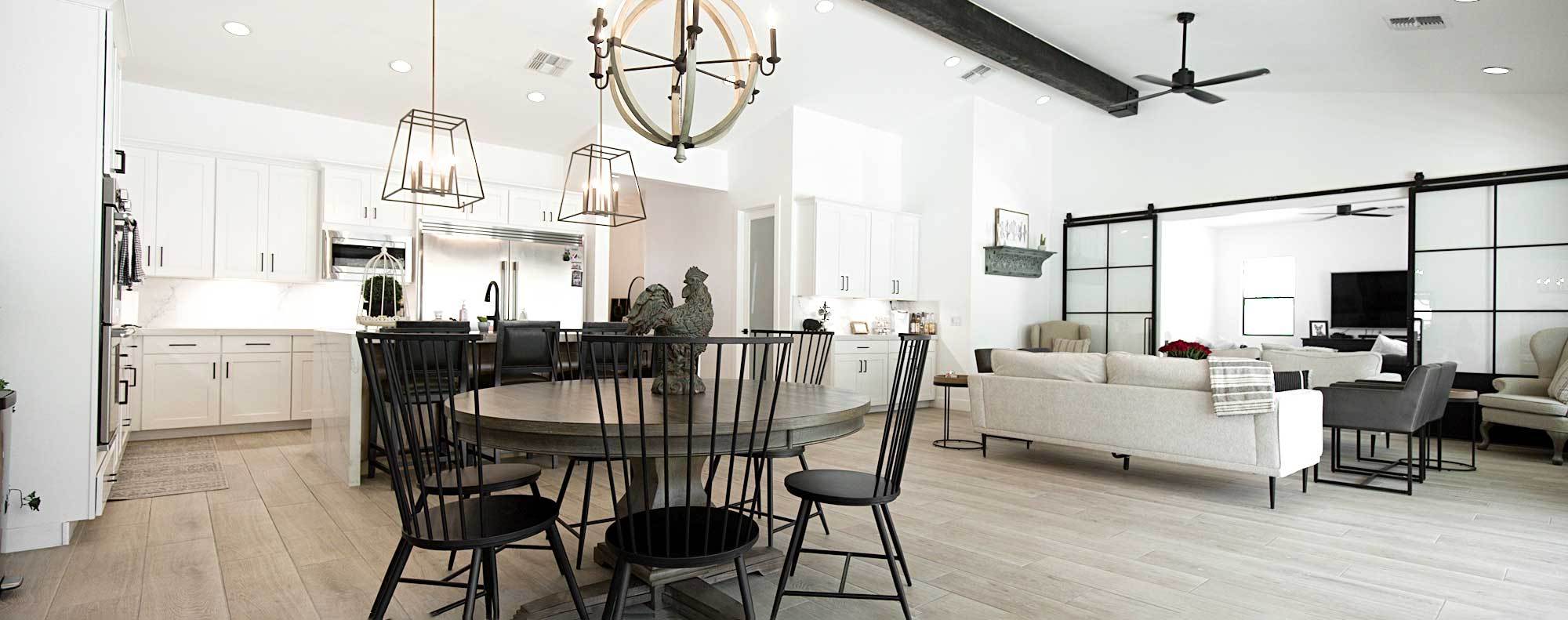 Outback Custom Homes,85295