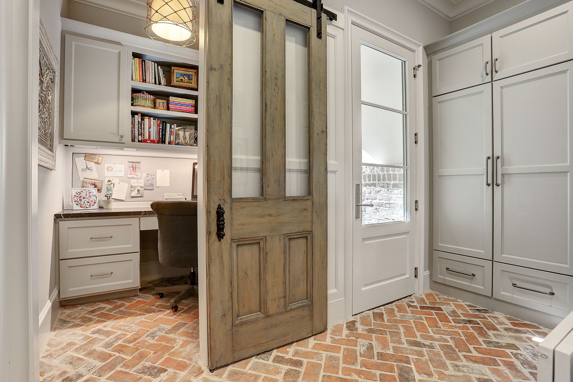 Morgan Moore Custom Builders,77079