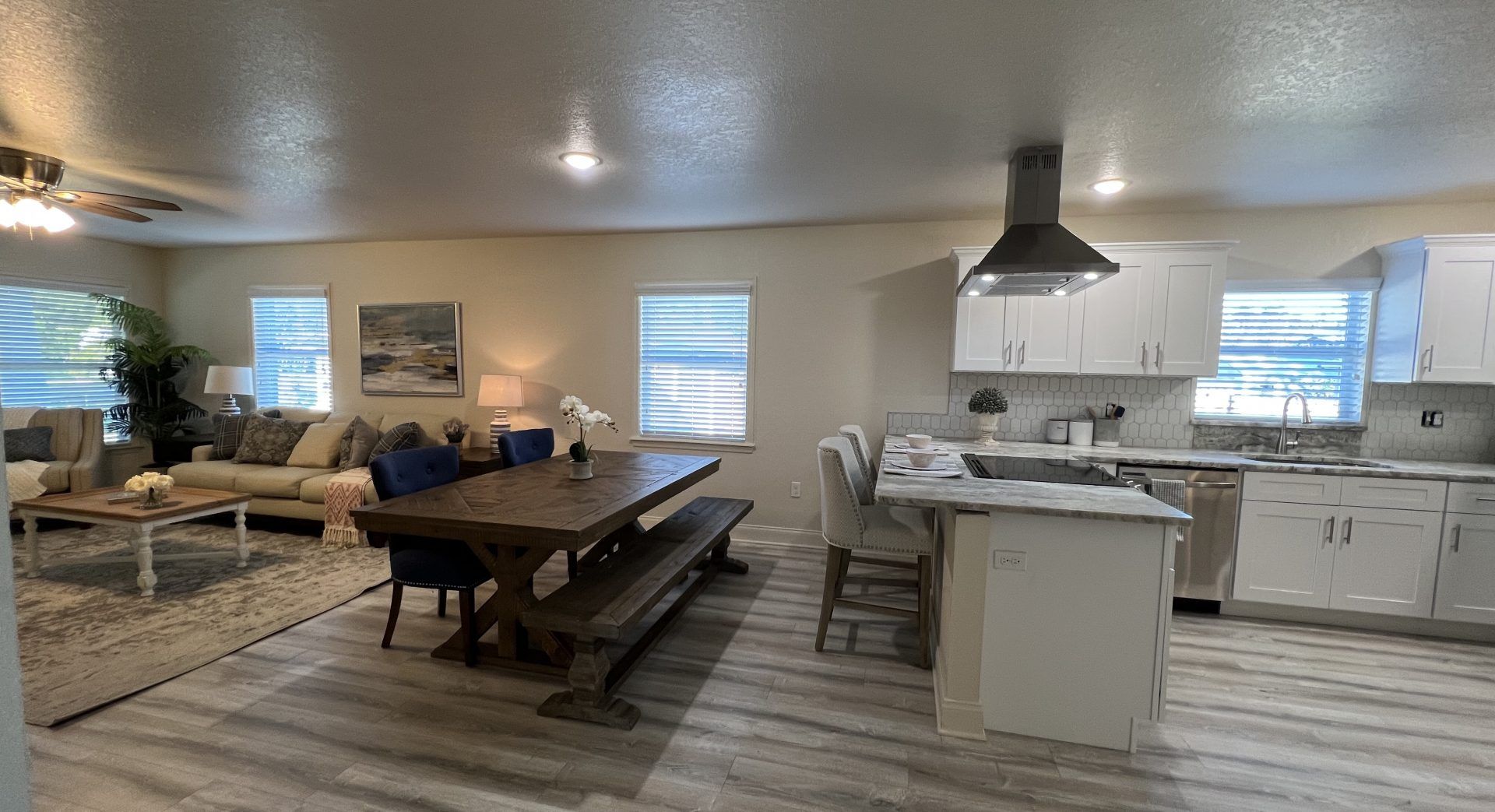 Mitchell Custom Homes,33809