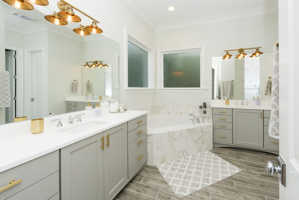 Rock Creek Custom Homes,27609