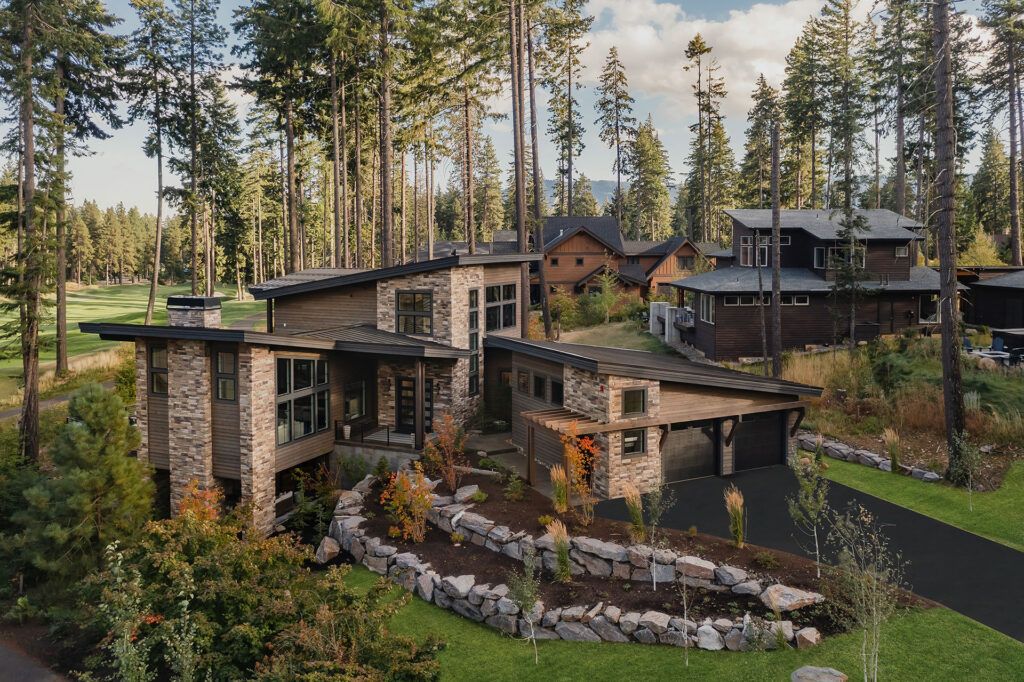 Bauer Custom Homes,98033