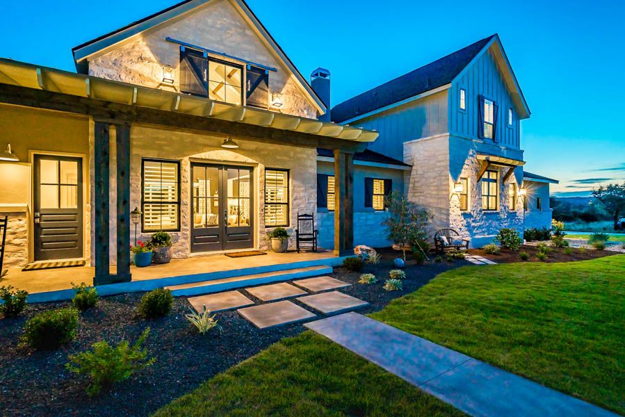 Agave Custom Homes,78669