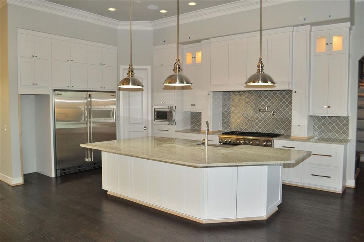 Capstone Estates LLC,73034