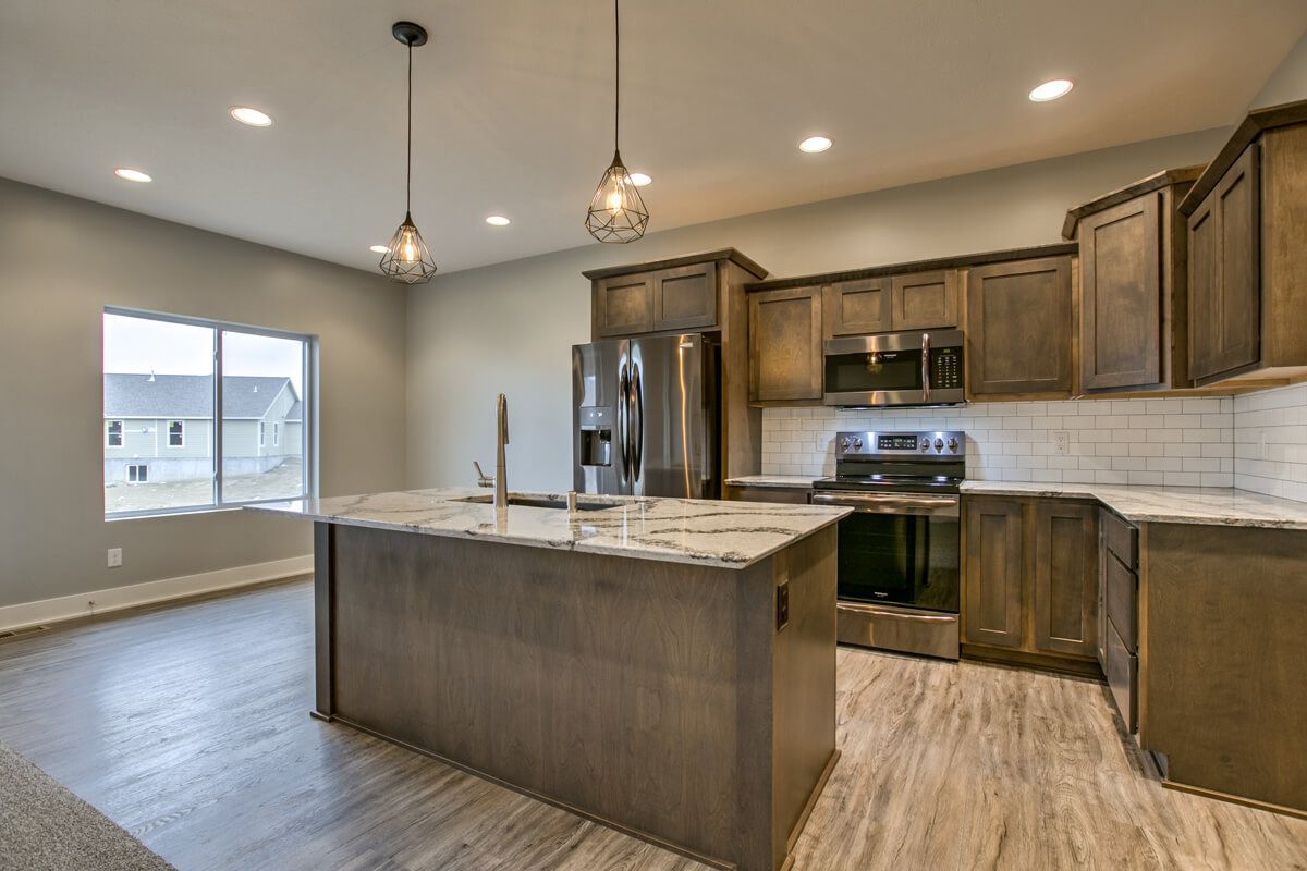 Black Oak Builders,68506