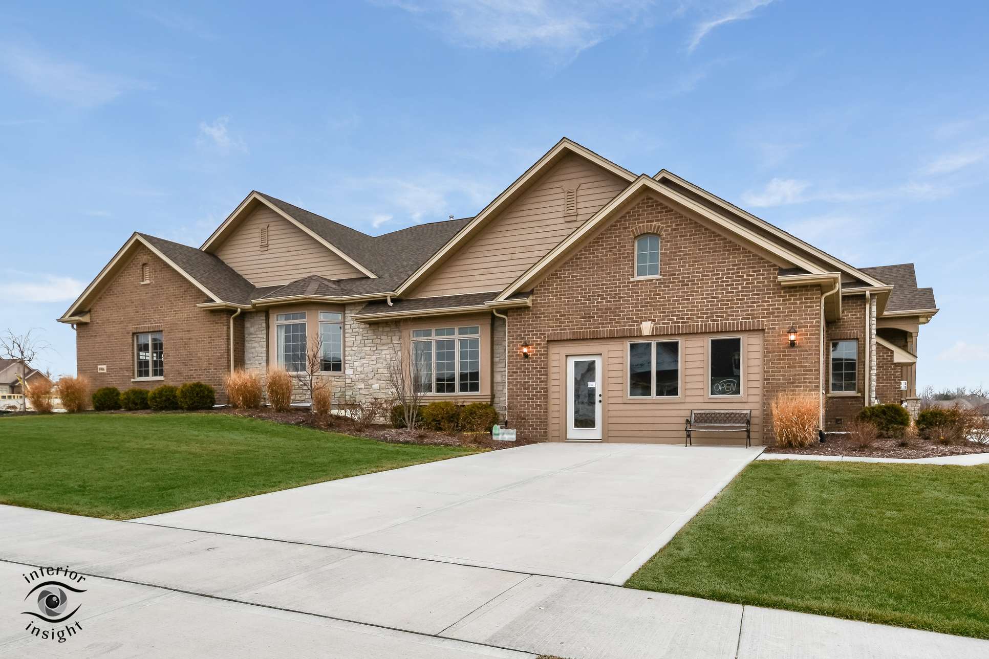 Olde Stone Village,60423