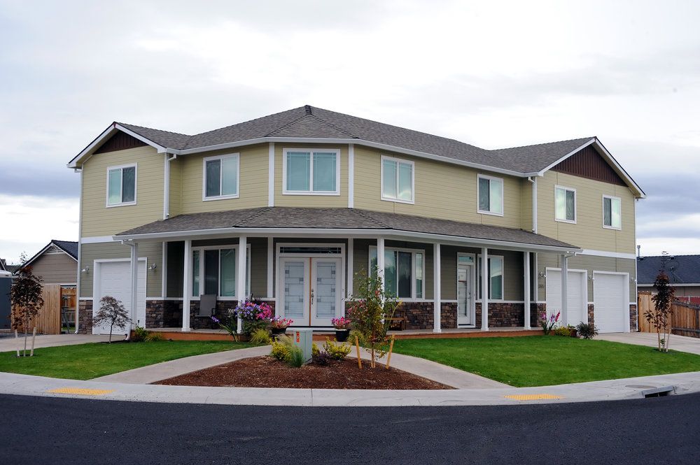 Larson Home Builders,97603