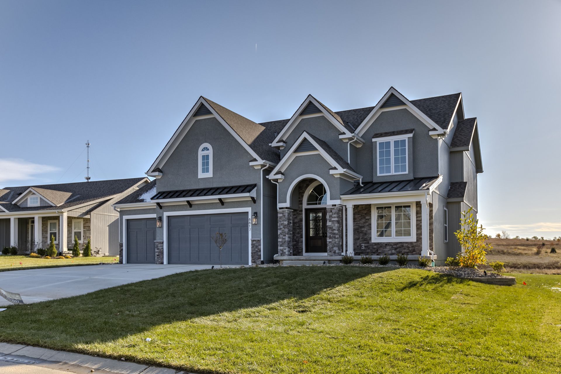 Olympus Custom Homes,64068