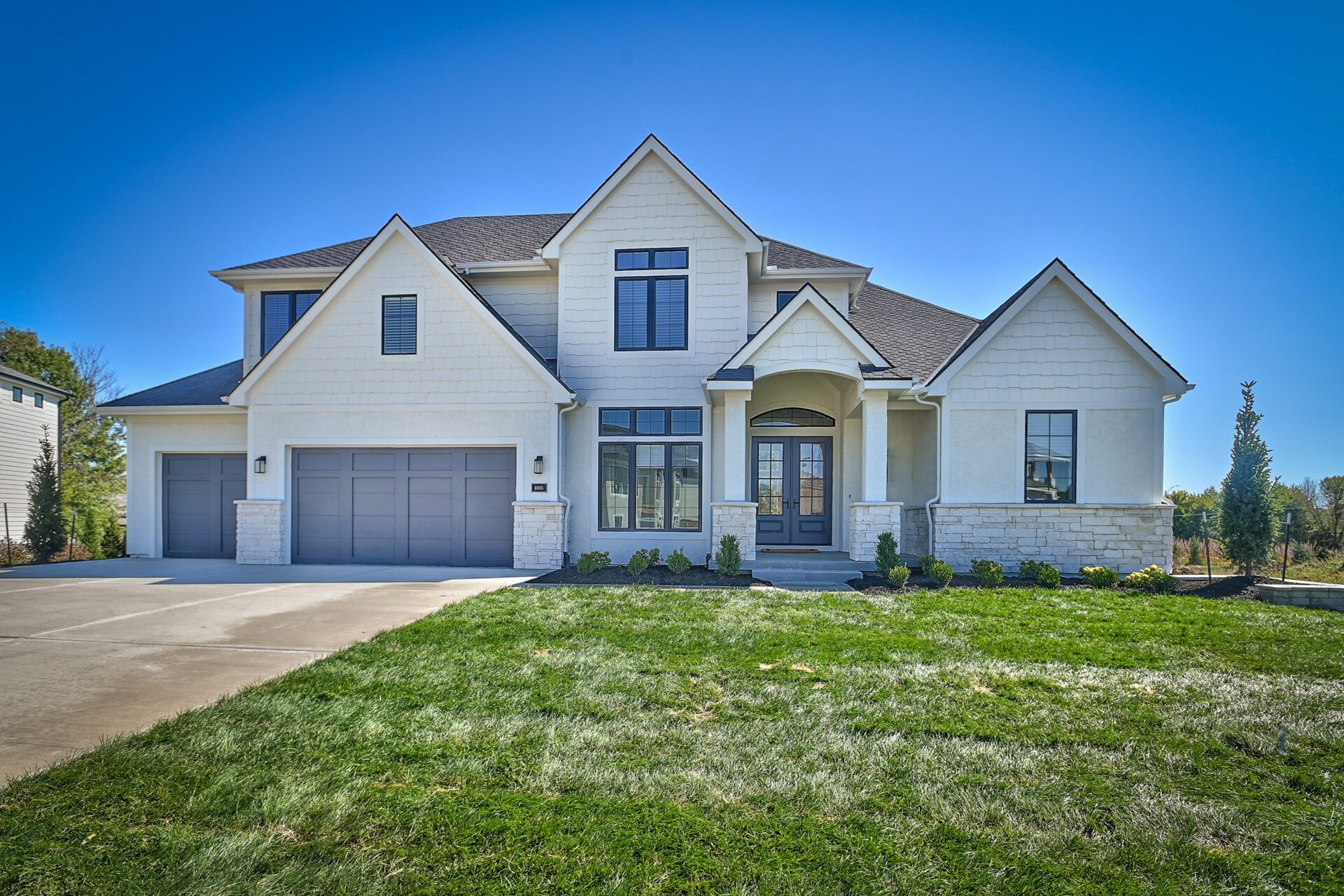 BCI Bowen Custom Homes,66210