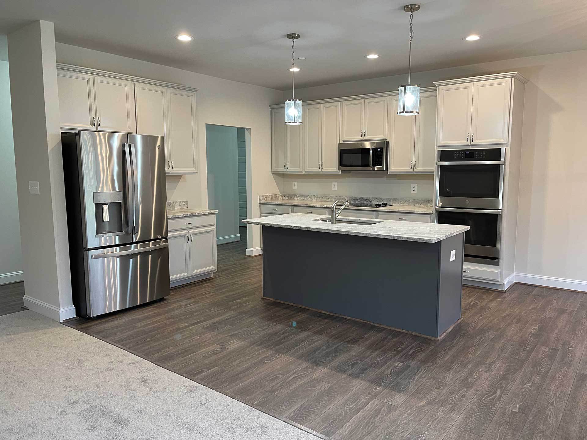 Carriage Crossing,20639