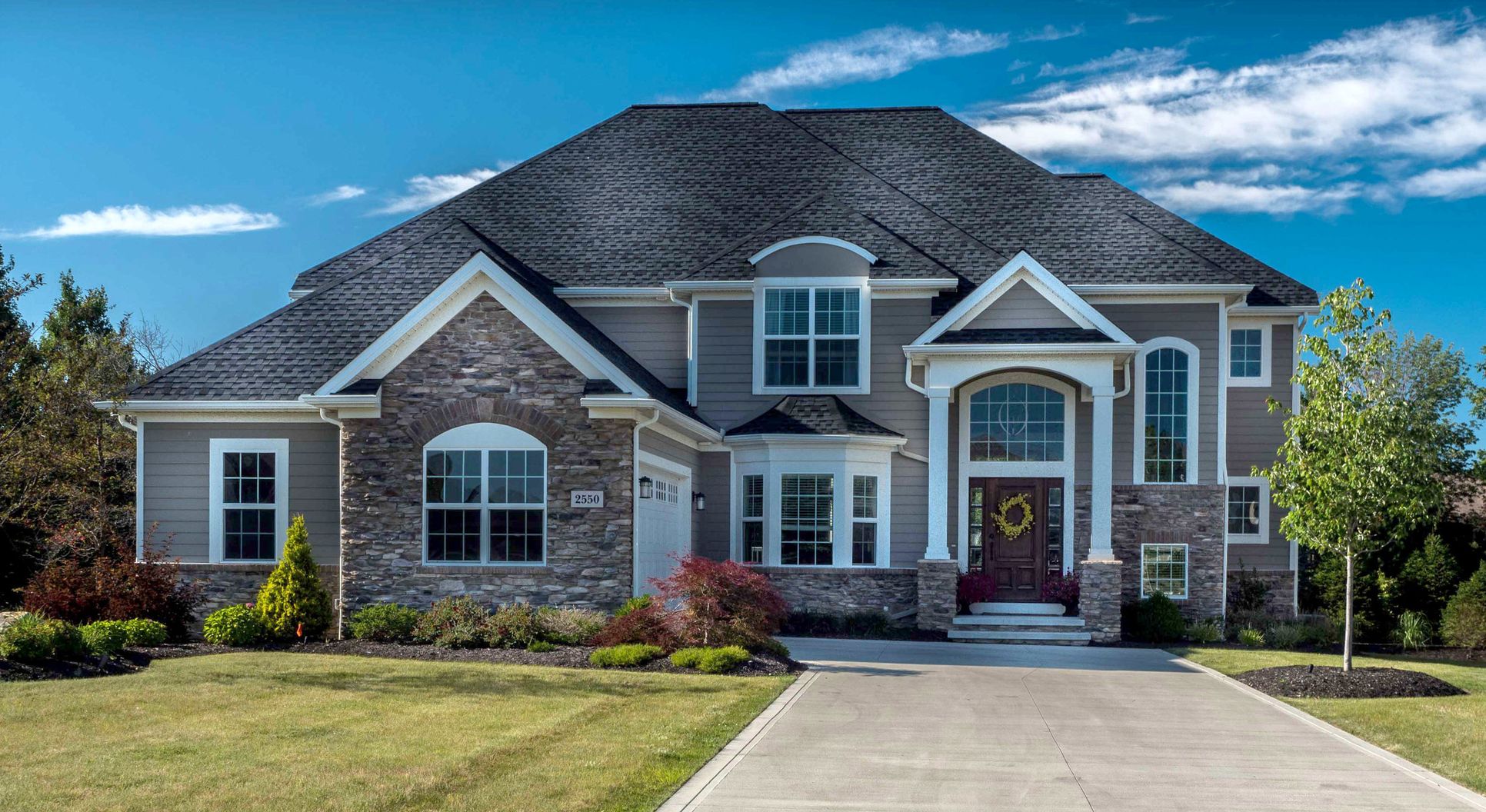 Sterling Lakes,44124