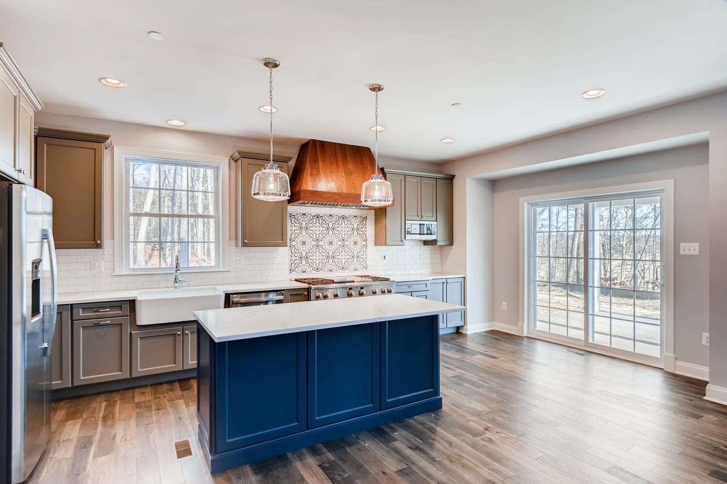 Castle Rock Builders,21093