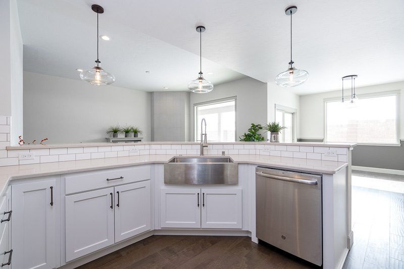 Pacific Coast Construction Group,99338