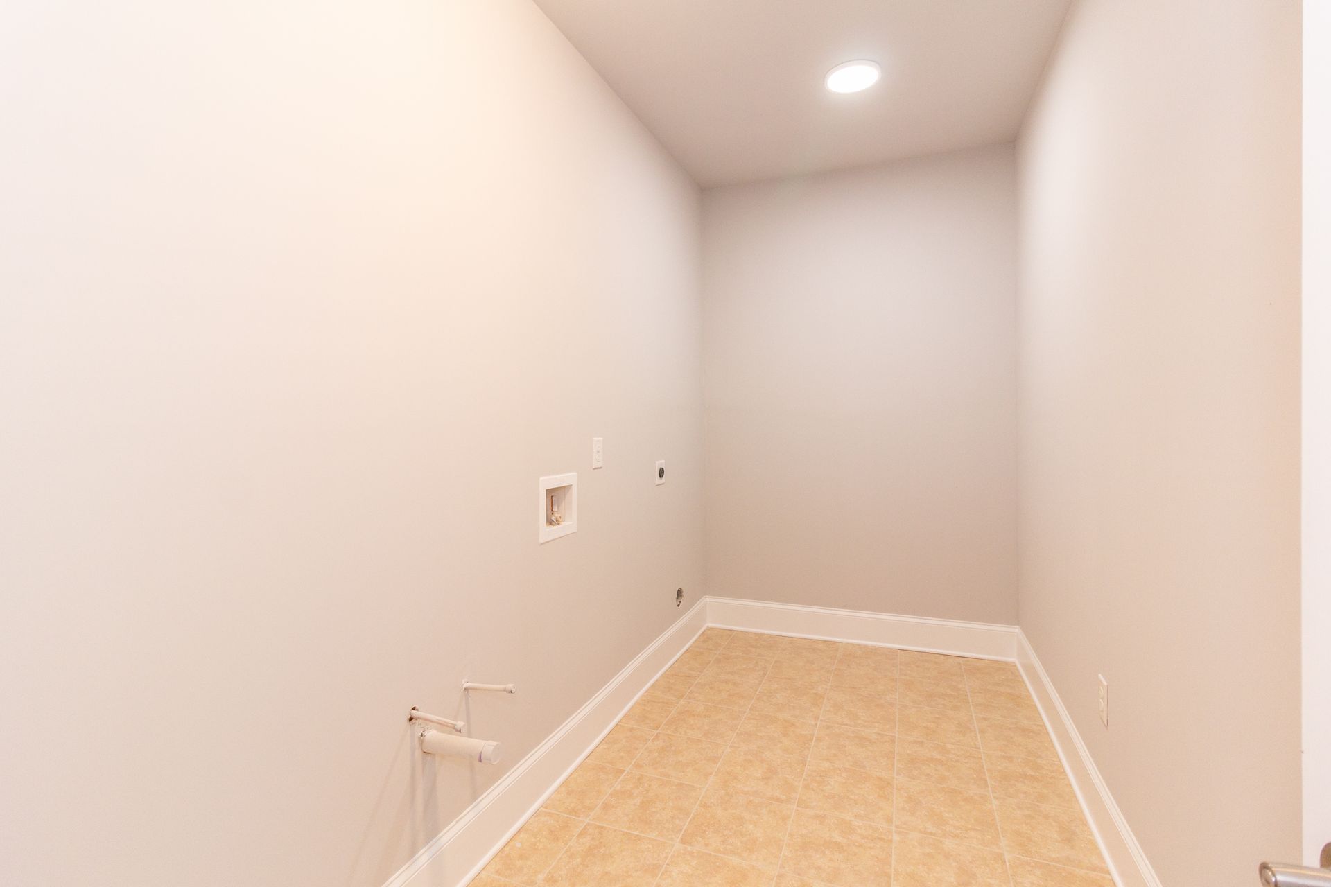 River Oaks,30290