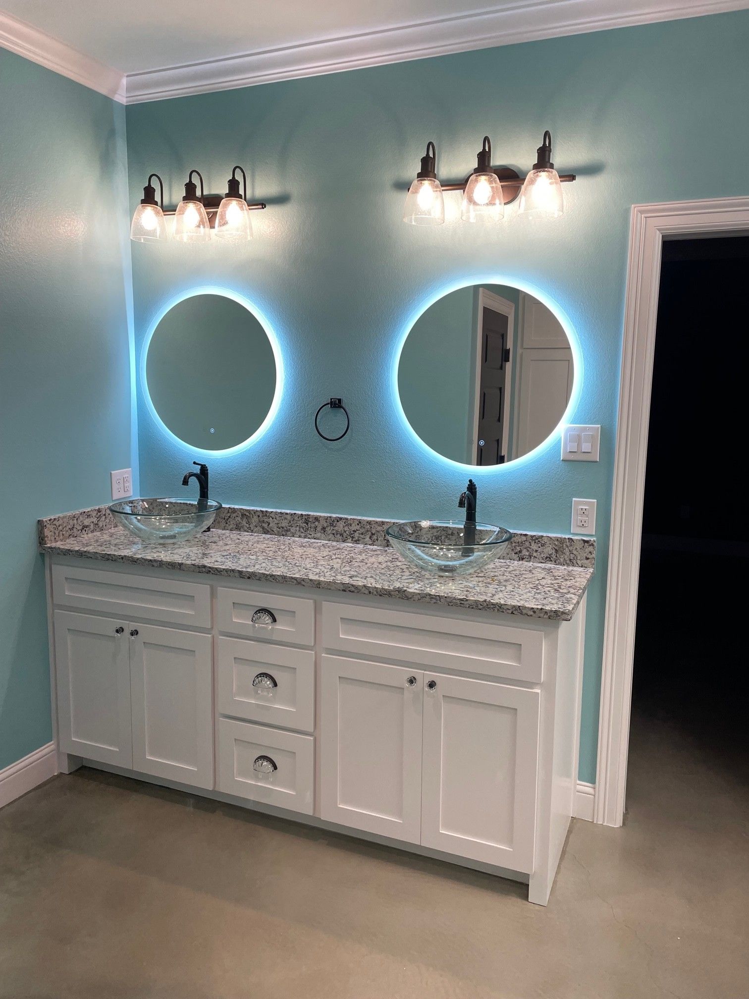 Lunsford Construction,75965