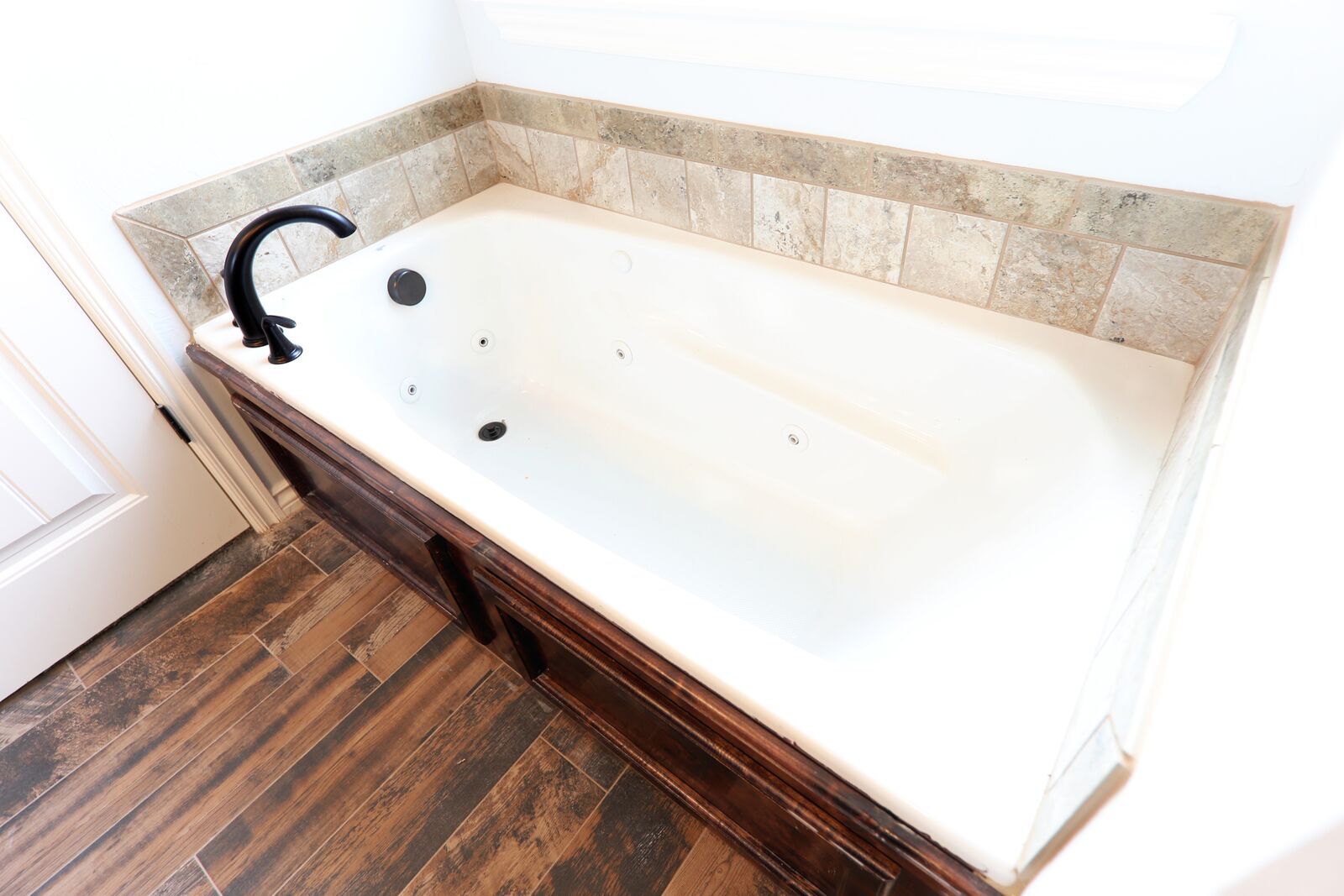 Midwest Quality Builders,74033