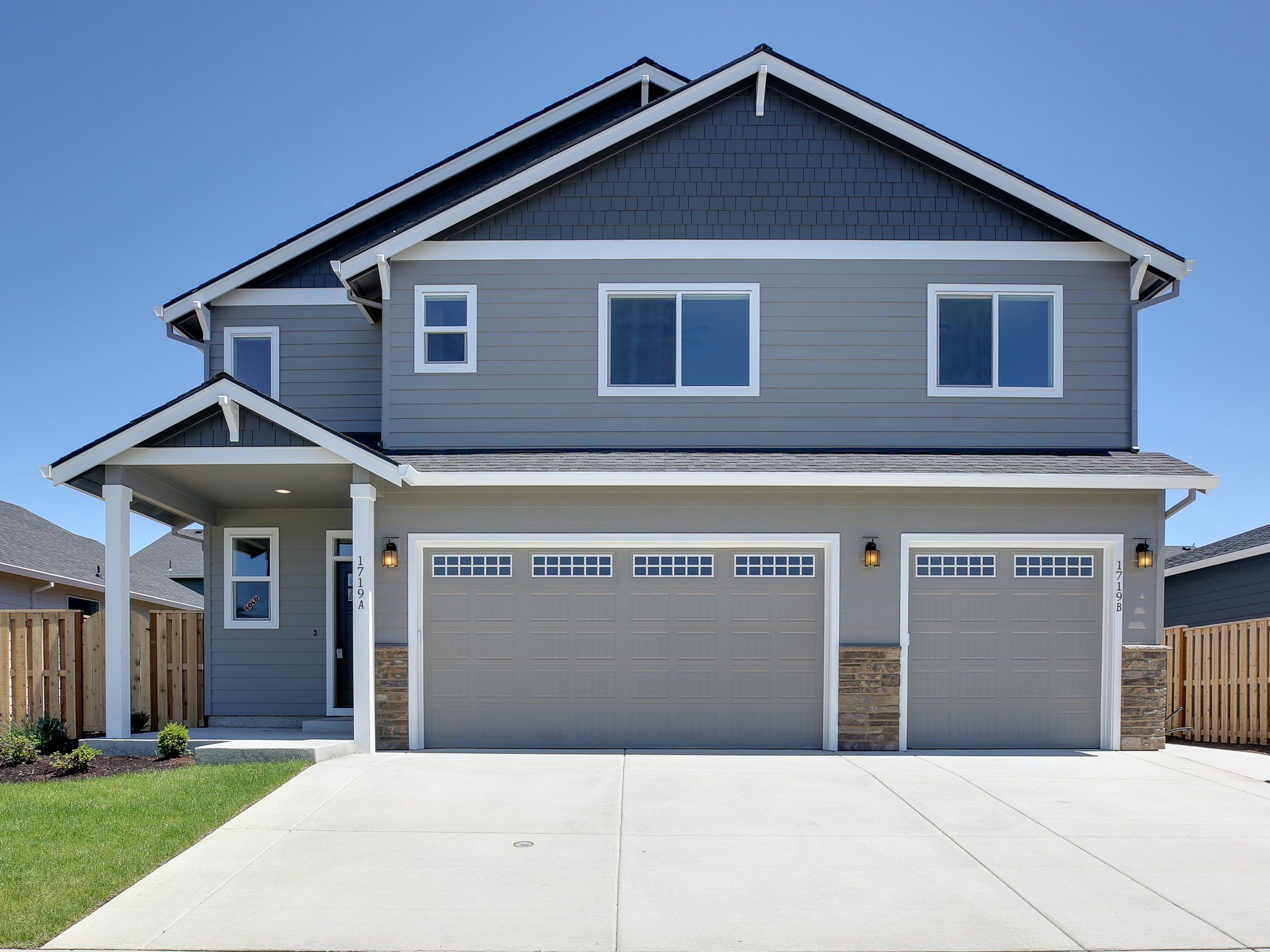 Cascadia Ridge,97023