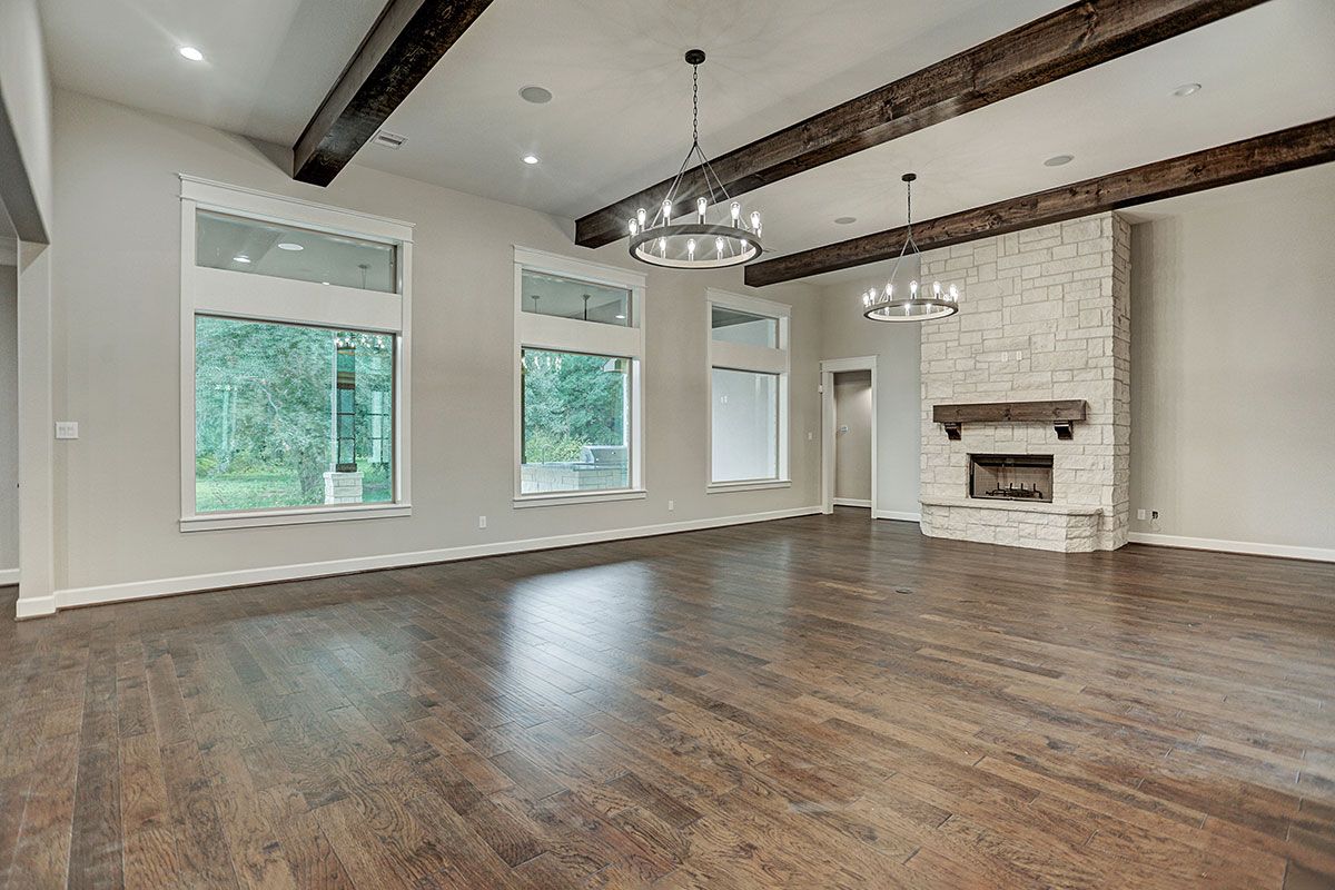 Sierra Classic Custom Homes,77494