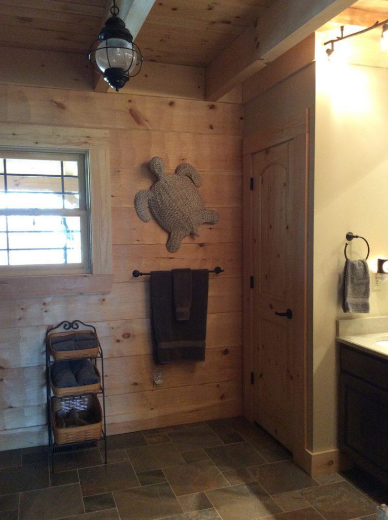 Countrymark Log Homes,47043