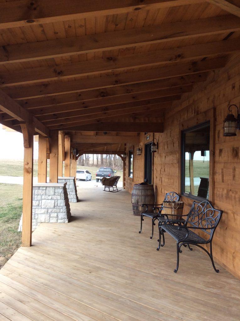 Countrymark Log Homes,47043
