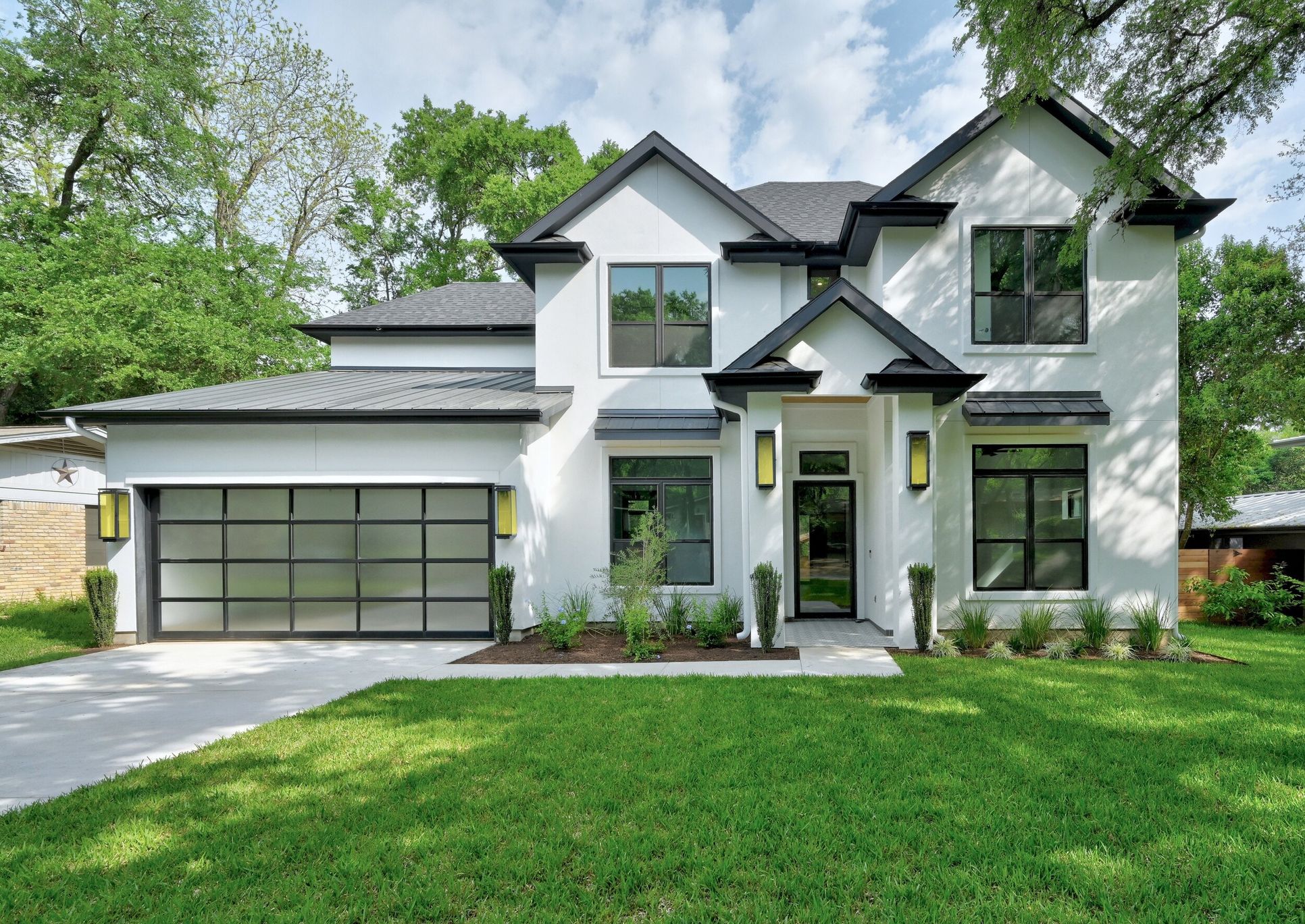 Hayes Builders,78732