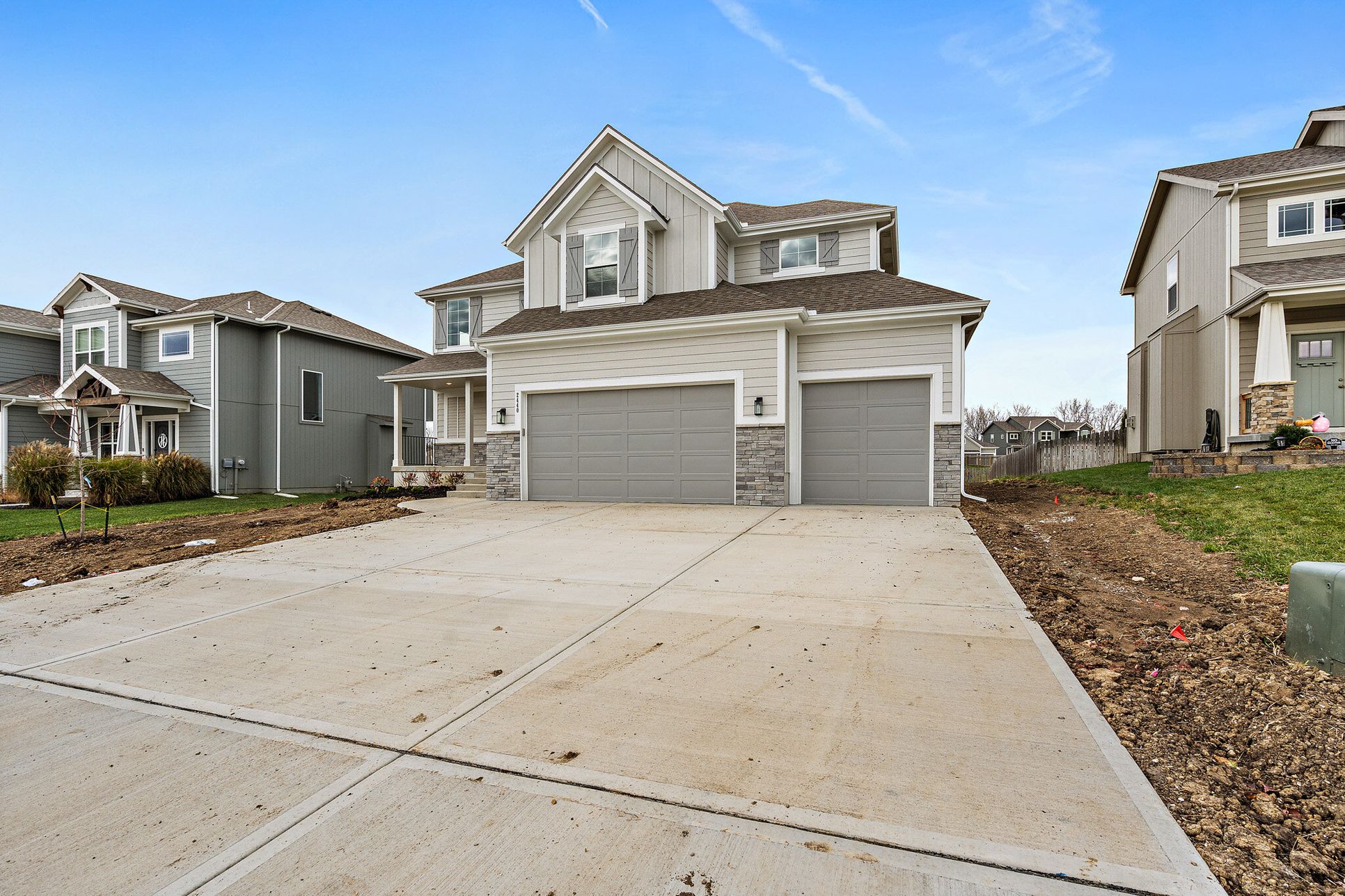 IQ Home Builders.,64113