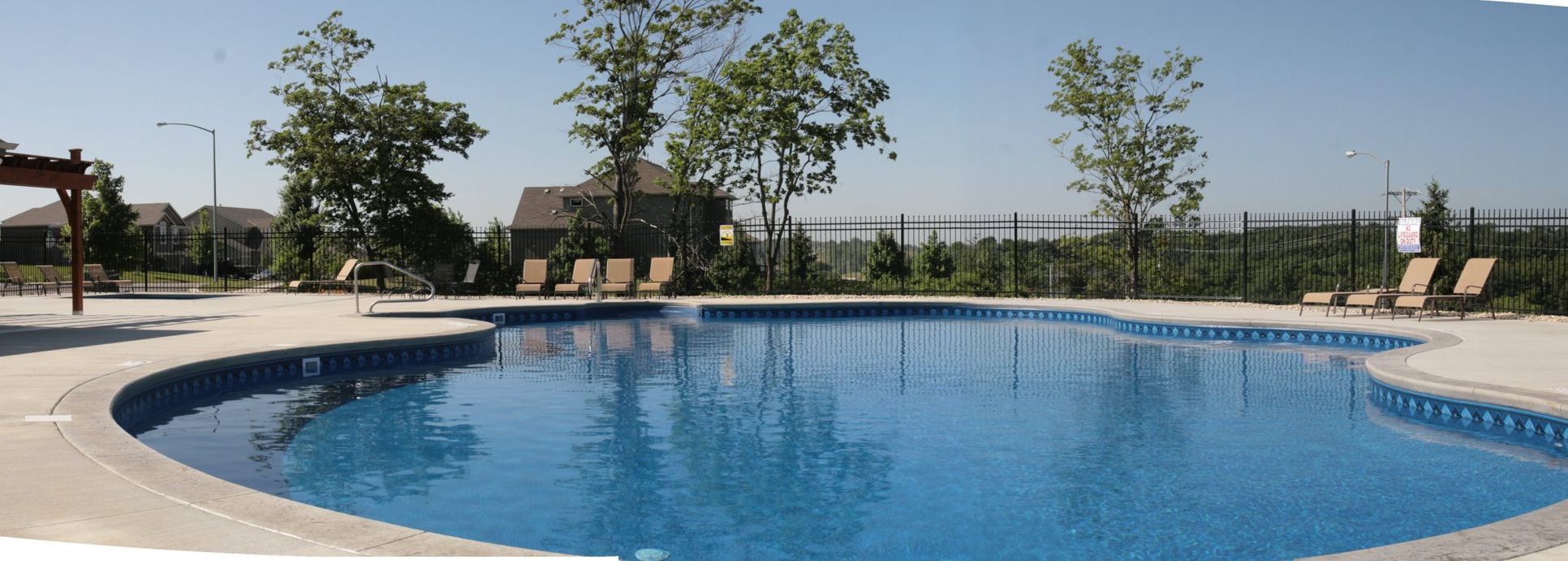 Rock Creek Ridge,66043