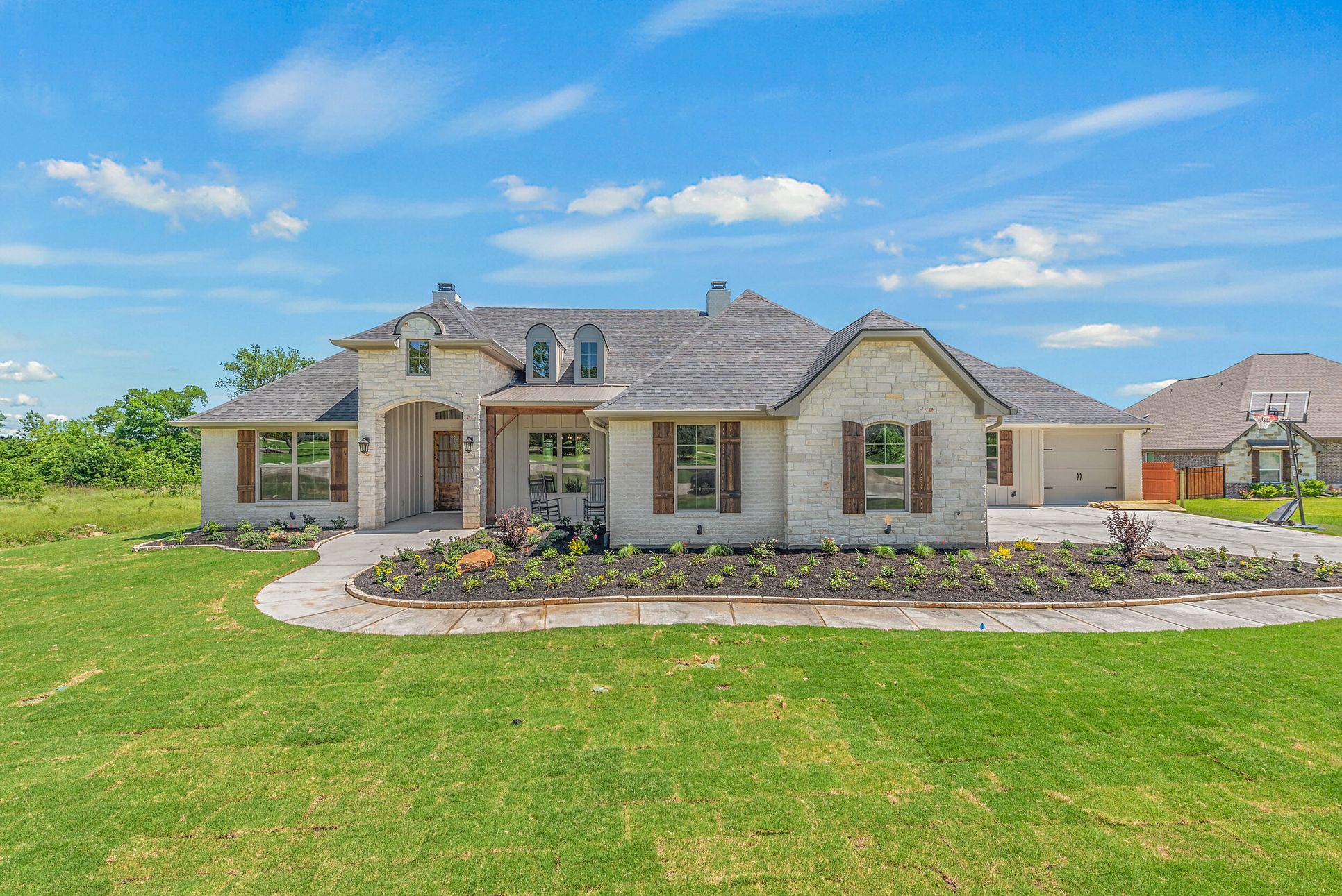 Hidden Oaks Estates,77808