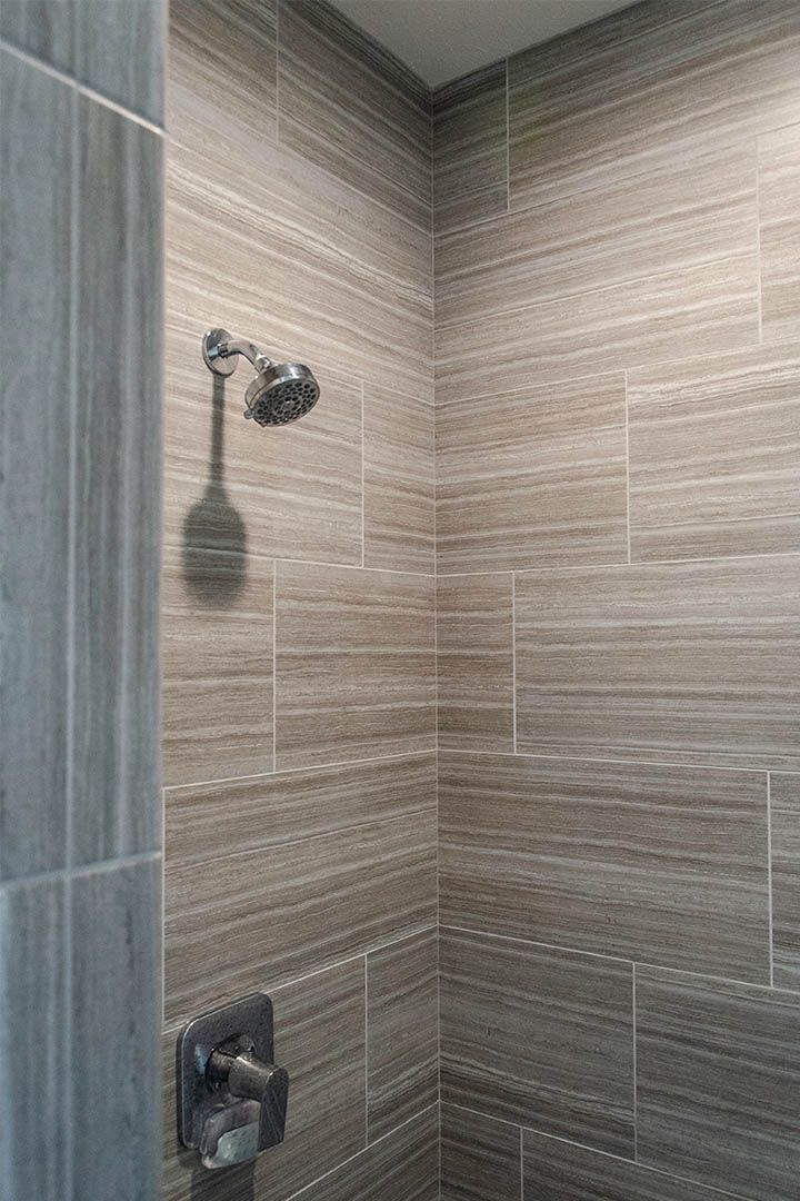 Schneider Custom Homes,68516