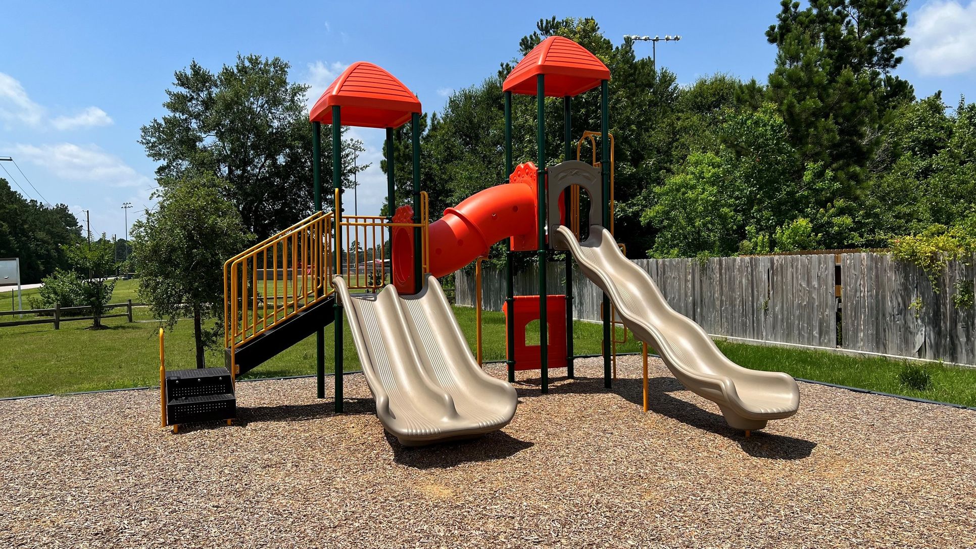 Splendora Fields,77372