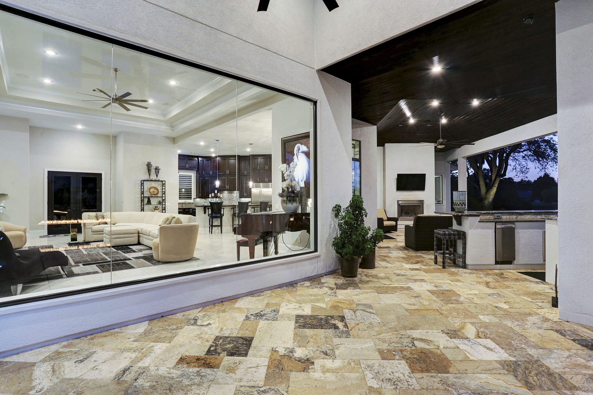 Sterling Classic Homes,77354