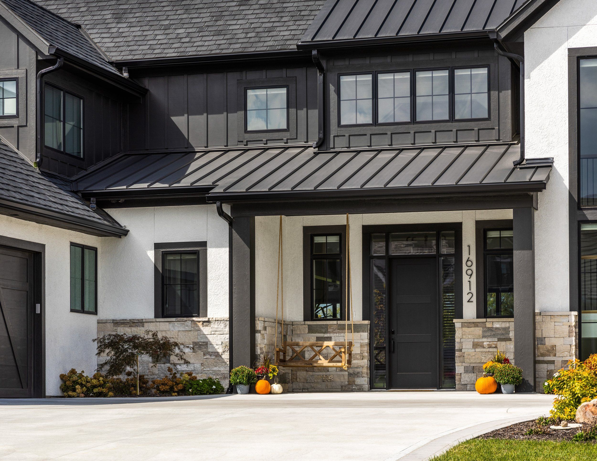 John Geer Custom Homes,66213