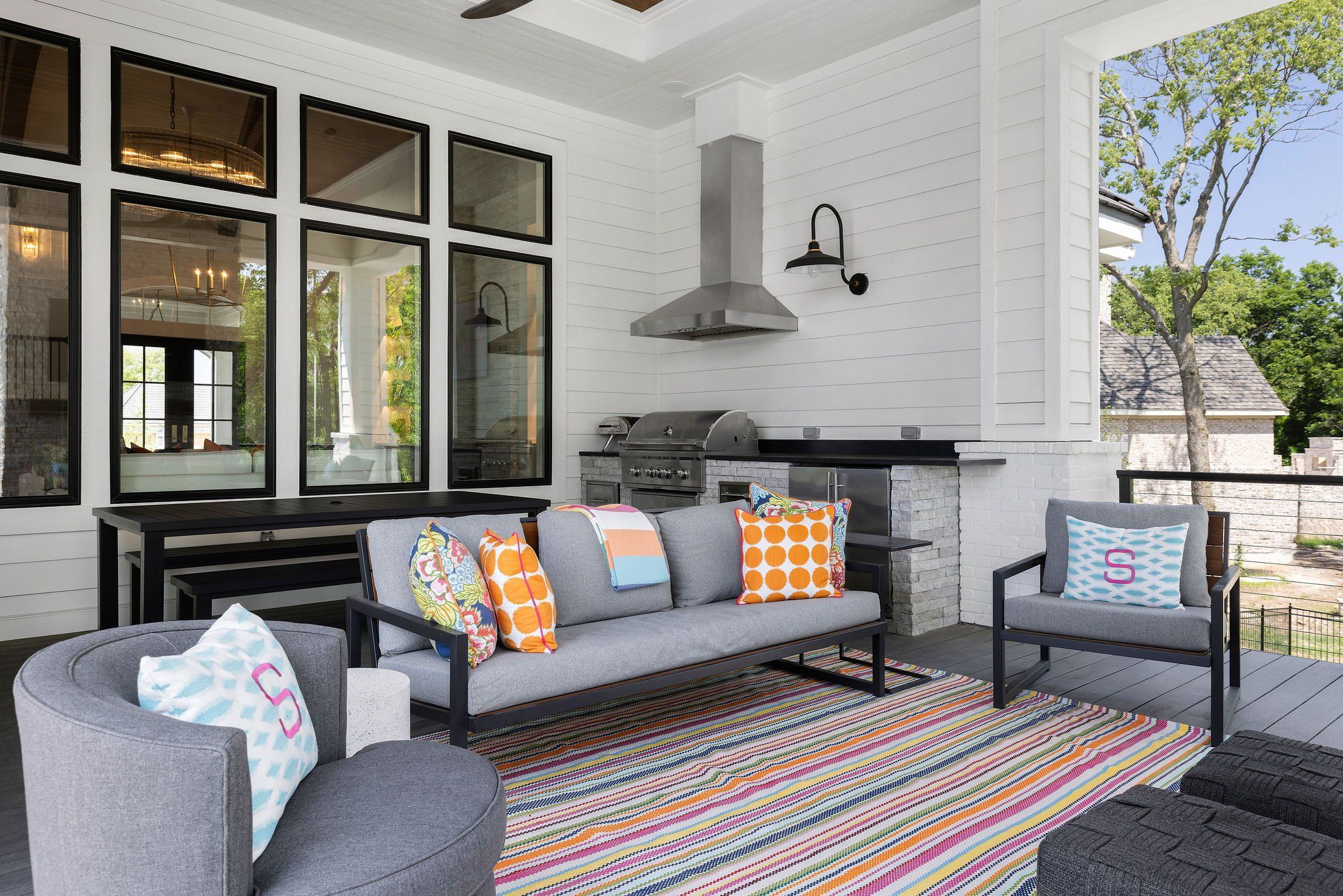 John Geer Custom Homes,66213