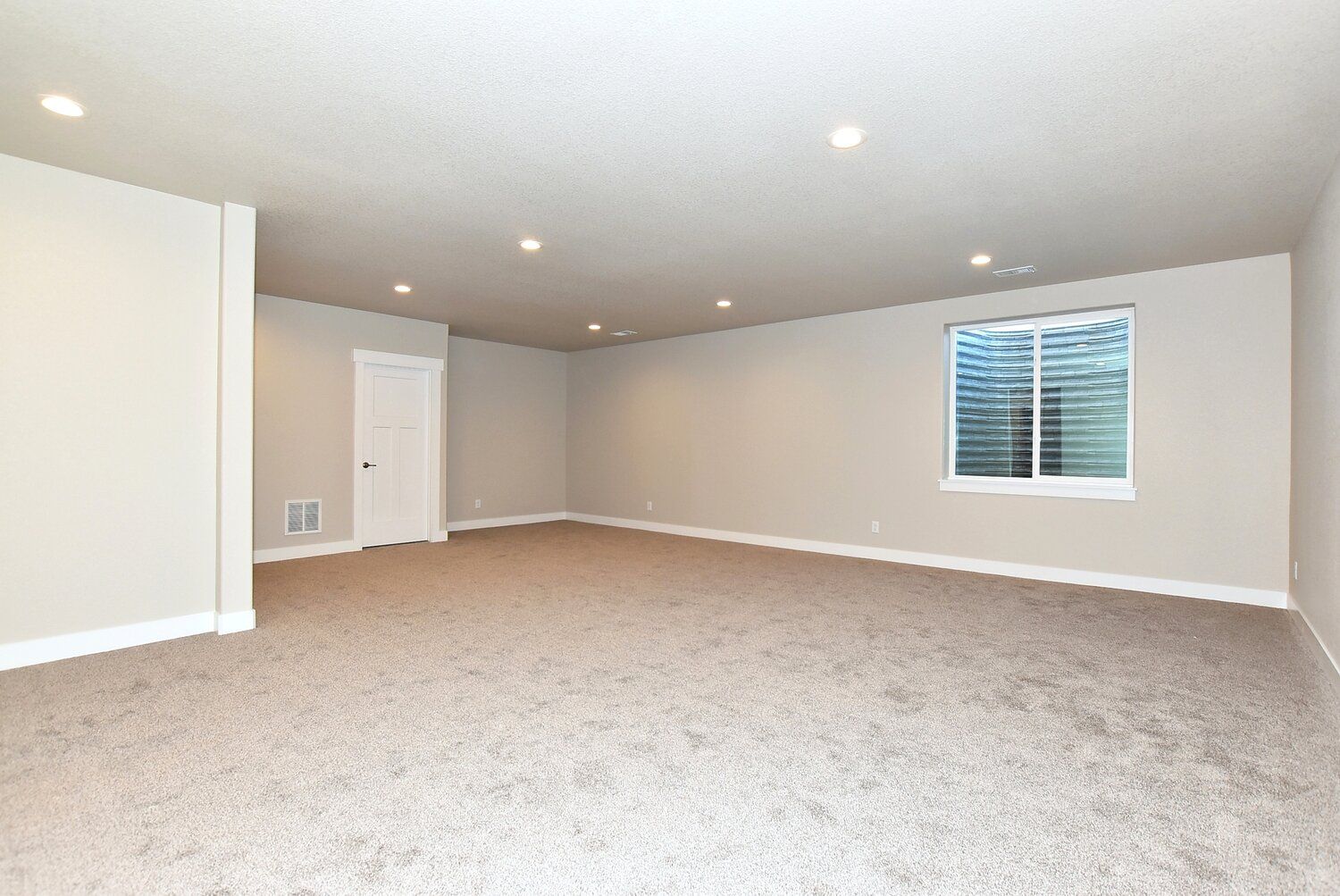 Dynamic Homes,80615